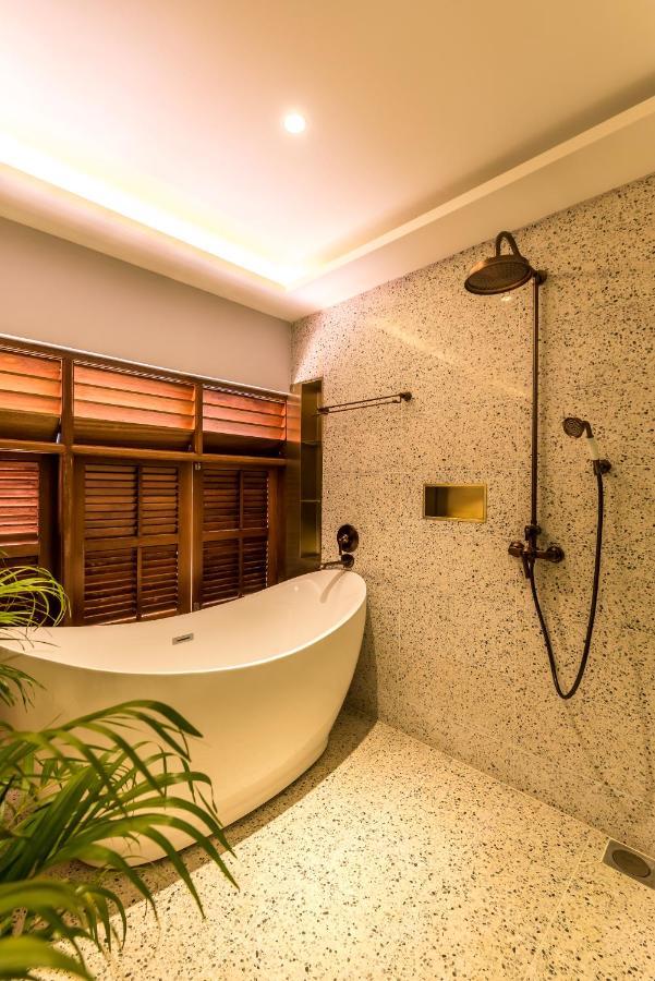 Tien Terrace Macalister Hotel จอร์จทาวน์ ภายนอก รูปภาพ